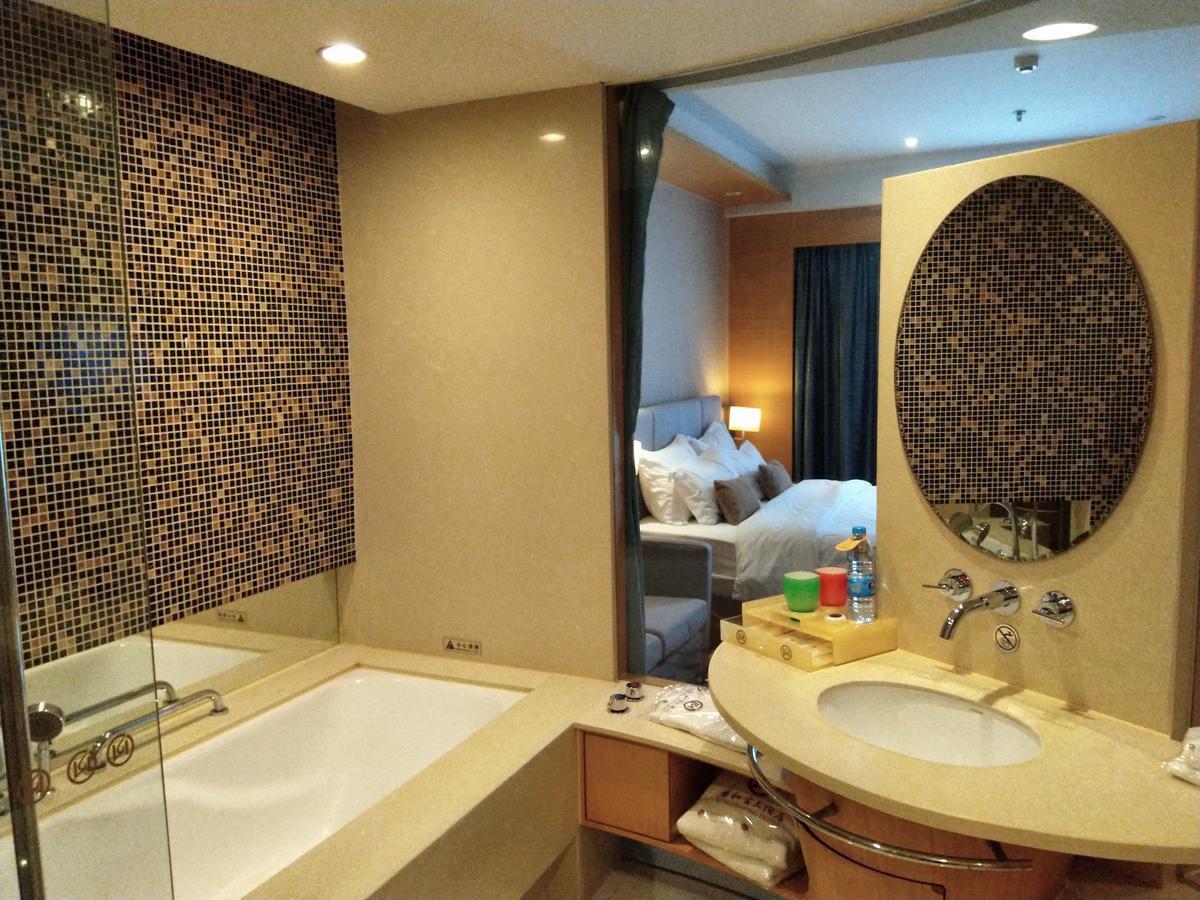 Yuyao Yonghegong Hotel Exterior photo