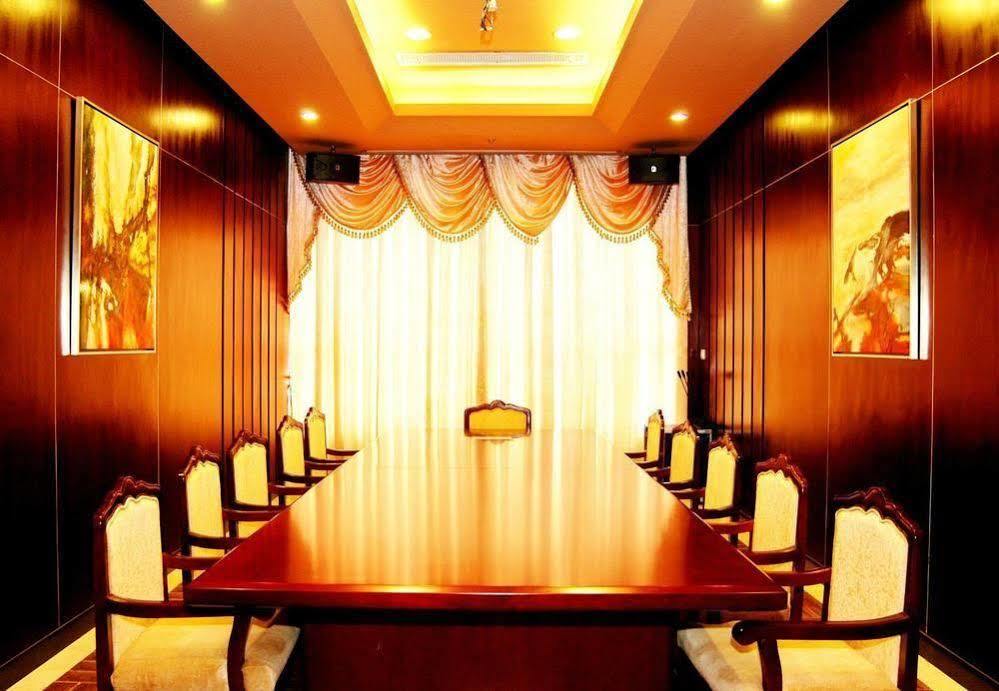 Yuyao Yonghegong Hotel Exterior photo